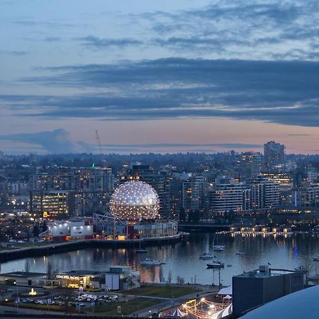 Beautiful Bright Modern Condo With Water View And Ac In Dt Vancouver 2Br,3Bd,2Bt Sleeps 6 Guests Free Parking Netflix Included Exteriör bild